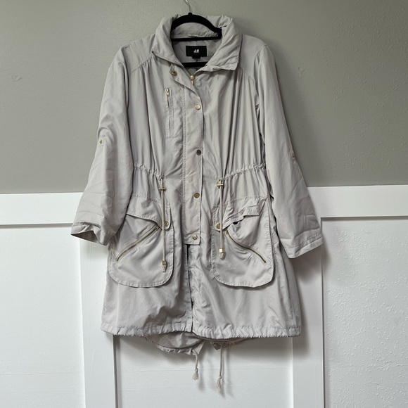 H&M Jackets & Blazers - H&M Full Zip Hooded Rain Jacket Parka